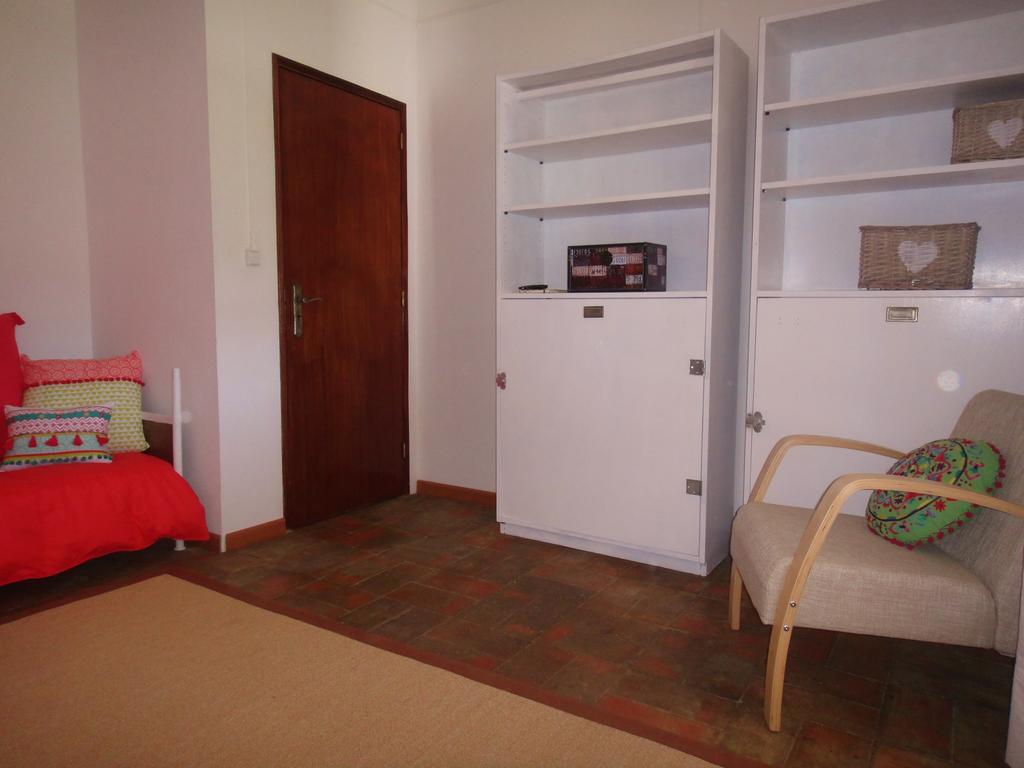 Vale Do Boto-quinta Com 3 Casas * Castro Marim